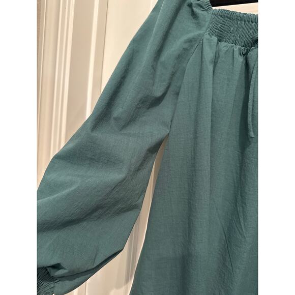 MSRP $49 NWT Aiblee Smocked On-Off shoulder Mini Dress Dress Size M - Picture 5 of 7